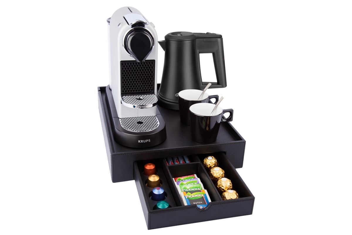 Nespresso Coffee Machine & Kettle